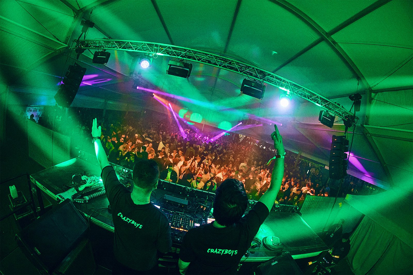 CRAZYBOYS (DJ) portfolio