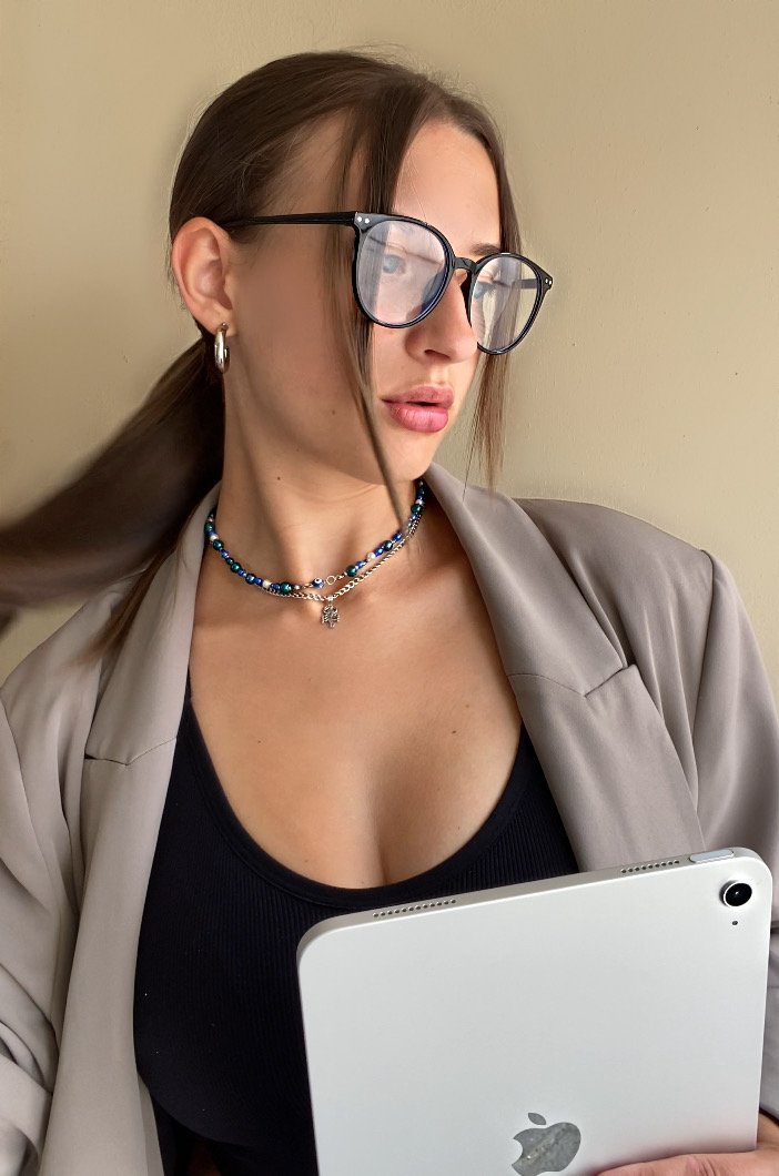 Simacsek-Kun Nikolett portfolio