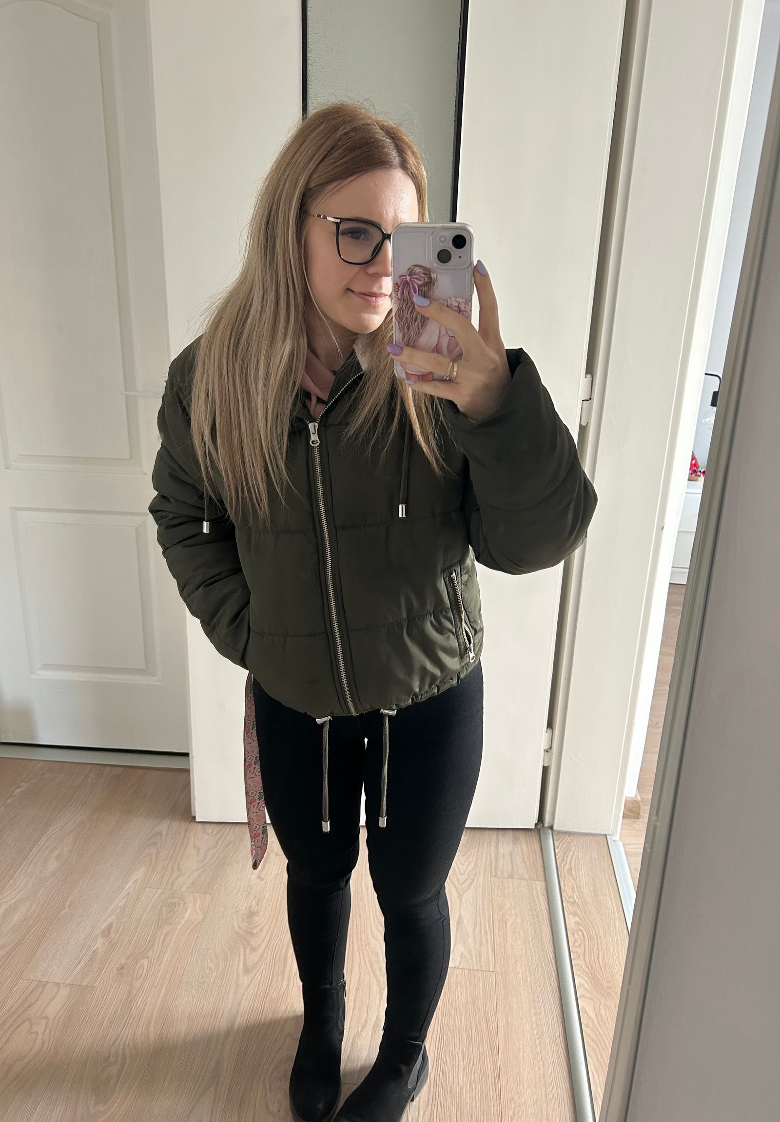 Szabó-Lantos Henrietta portfolio