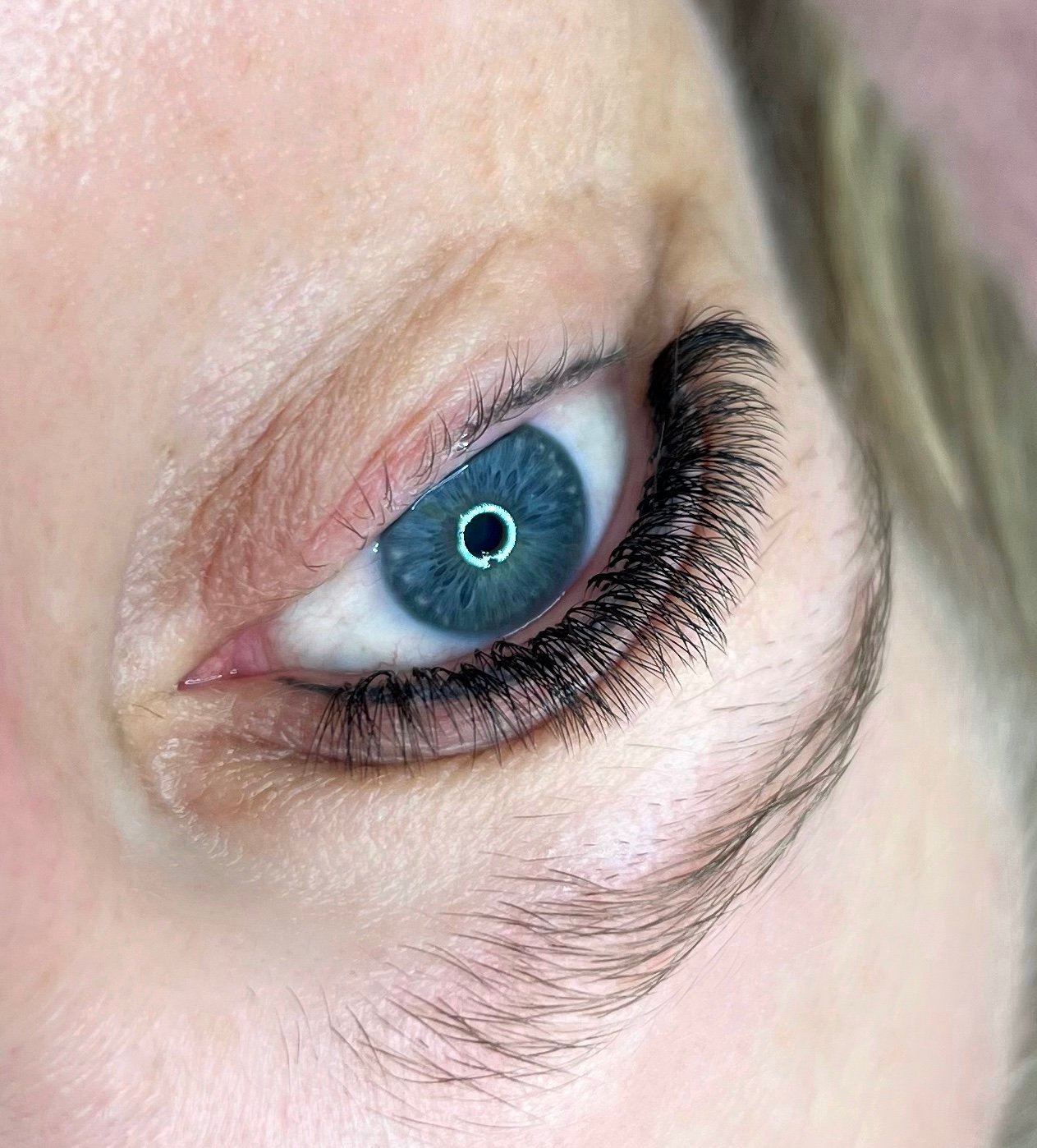 Ahmadzai Mercédesz portfolio